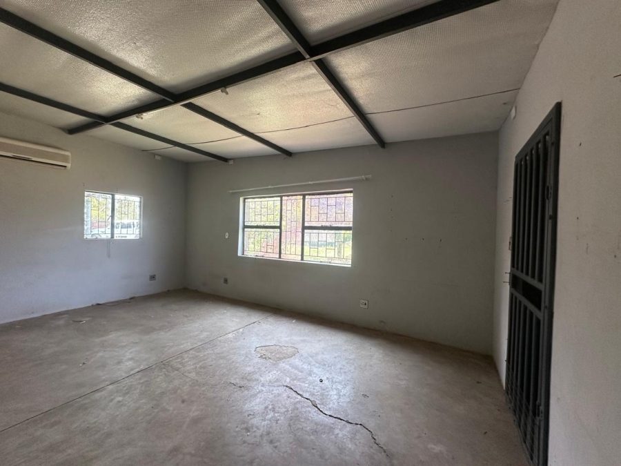 3 Bedroom Property for Sale in De Kroon A H North West